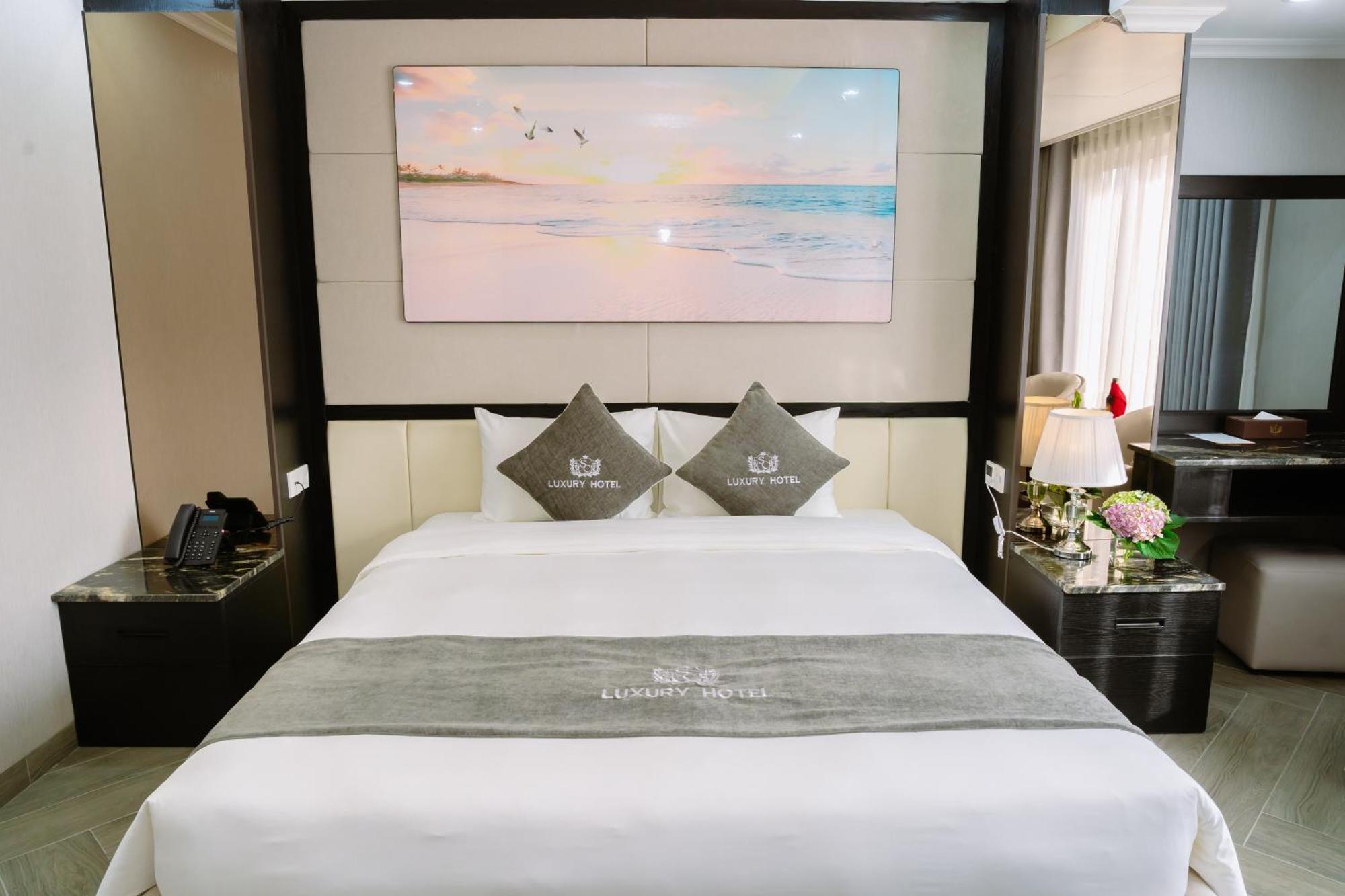 Sc Luxury Hotel Ha Long Exterior photo